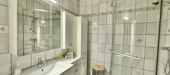 2-salle Appartement à St. Polten, Austria No. 229331 3