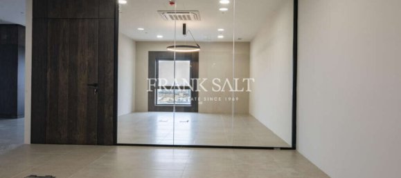 261m² Office in Saint Julian's, Malta No. 12313 4