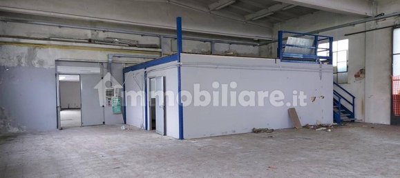 Entrepôt à Cesano Maderno, Italy 1205m² No. 316955 19