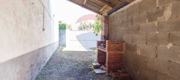 6 rooms House in Fiumefreddo di Sicilia, Italy No. 106074 25