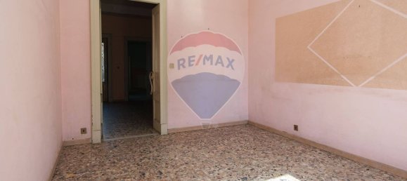 6 rooms House in Fiumefreddo di Sicilia, Italy No. 106074 17