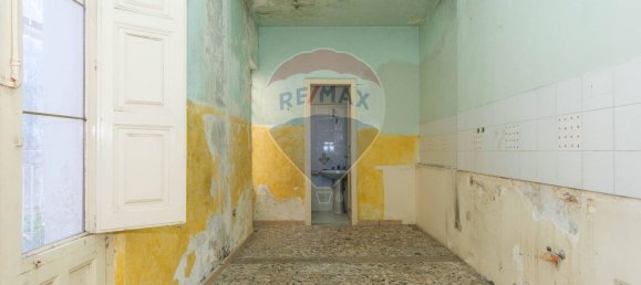 6 rooms House in Fiumefreddo di Sicilia, Italy No. 106074 20