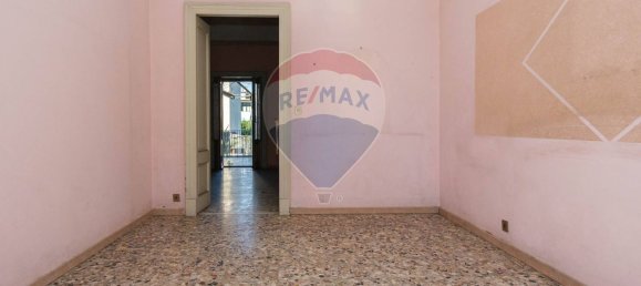 6 rooms House in Fiumefreddo di Sicilia, Italy No. 106074 18