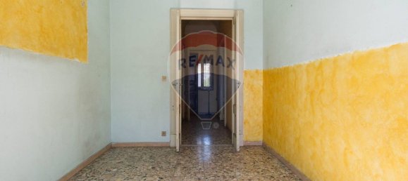 6 rooms House in Fiumefreddo di Sicilia, Italy No. 106074 11