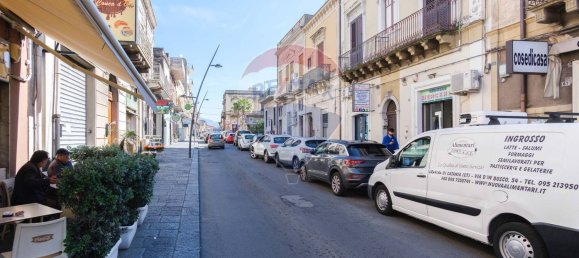 6 rooms House in Fiumefreddo di Sicilia, Italy No. 106074 31