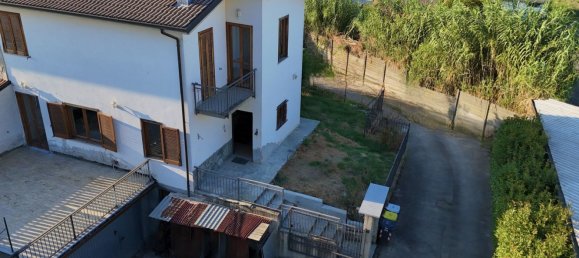 4 rooms Villa in Tortona, Italy No. 286623 2