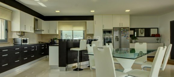 4 bedrooms House in Atouguia da Baleia, Portugal No. 112394 6