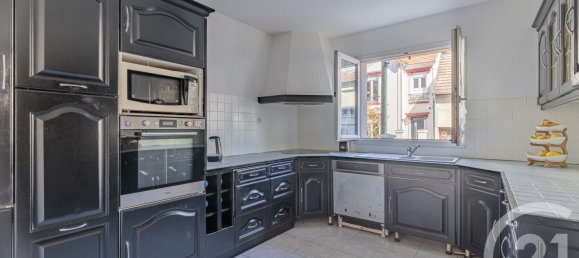 Casa de 5 dormitorios en Bagneux, France No. 119620 8