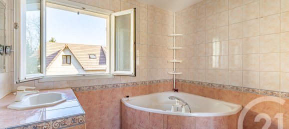 Casa de 5 dormitorios en Bagneux, France No. 119620 14