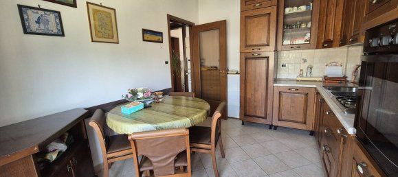 2 bedrooms Apartment in Pinerolo, Italy No. 370866 4