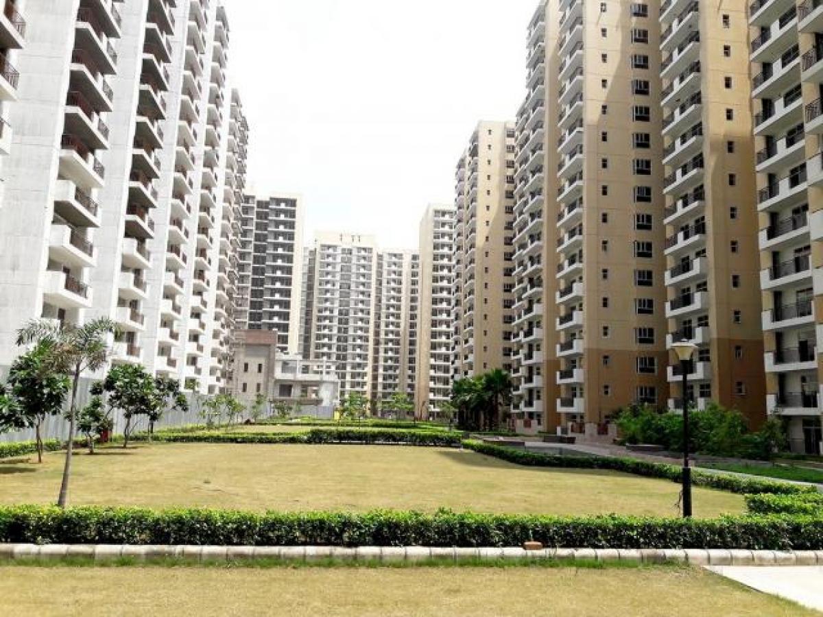 Casa de 3 dormitorios en Noida, India No. 66993