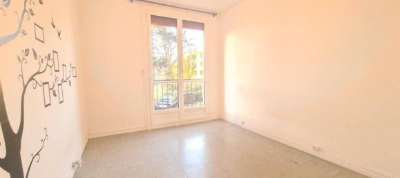 3 bedrooms Apartment in Joue-les-Tours, France No. 41838 6