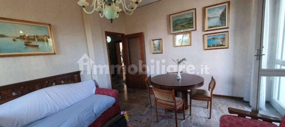 3 bedrooms Apartment in Bergamo, Italy No. 324843 3