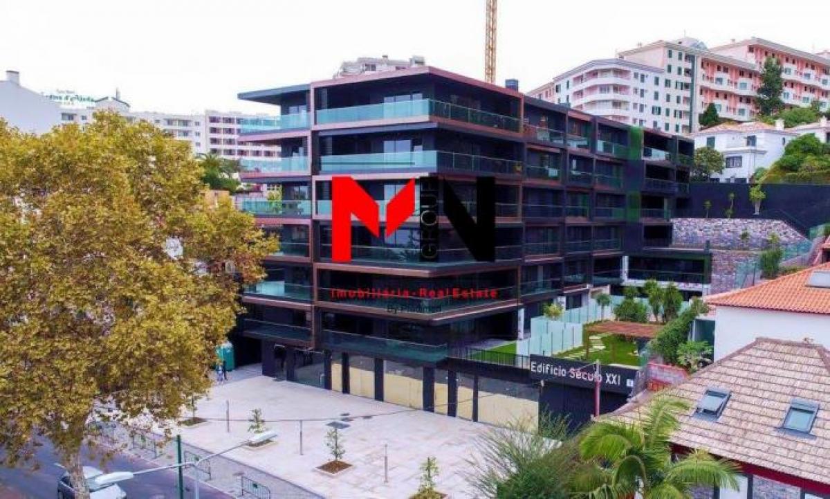 72m² Shop in Funchal, Portugal No. 1892