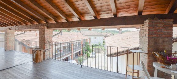 4-salle Appartement à Senna Comasco, Italy No. 17415 9