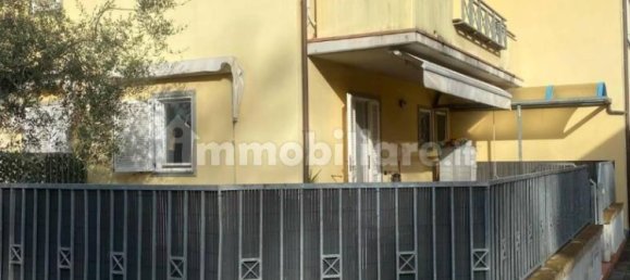 2 bedrooms Apartment in Massa, Italy No. 48662 5