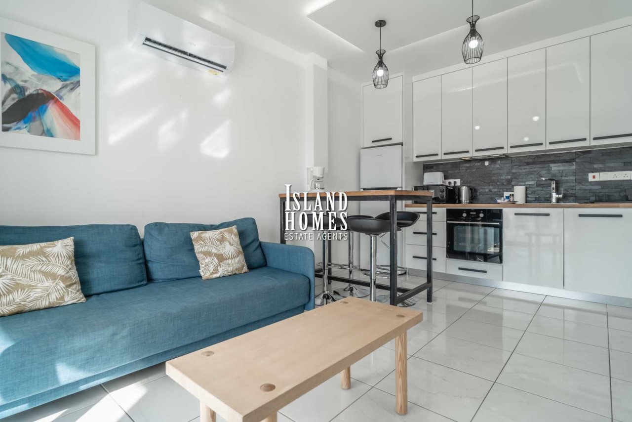 Дом с 1 спальней в Айя Напа, Кипр № 24057