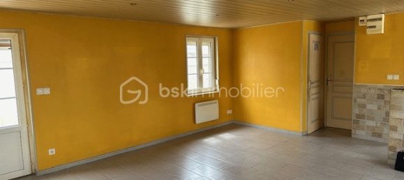 Casa de 3 dormitorios en Vouziers, France No. 256727 4