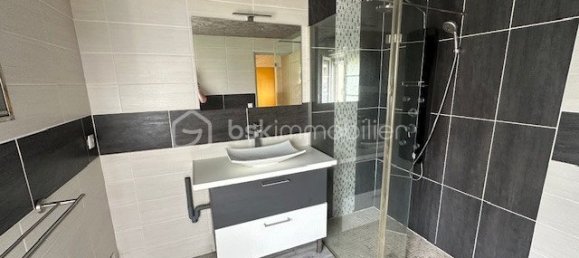 Casa de 3 dormitorios en Vouziers, France No. 256727 16