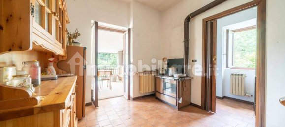 8 Schlafzimmer Villa in Brissago-Valtravaglia, Italy, Nr. 340662 29