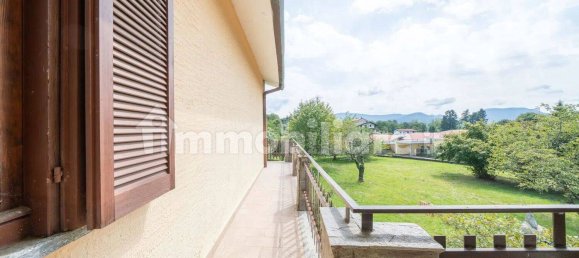 8 Schlafzimmer Villa in Brissago-Valtravaglia, Italy, Nr. 340662 35
