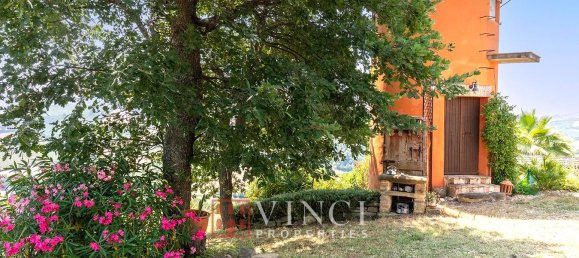 6 غرف نوم قلاع في Montefiore dell'Aso, Italy رقم 295142 79