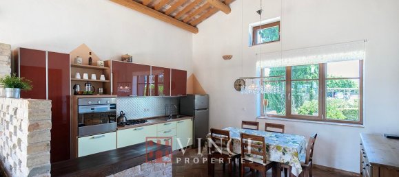 6 غرف نوم قلاع في Montefiore dell'Aso, Italy رقم 295142 12