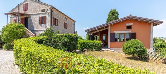 6 غرف نوم قلاع في Montefiore dell'Aso, Italy رقم 295142 41