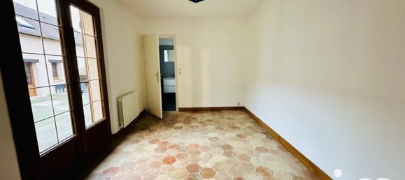 Casa de 4 dormitorios en Ver-les-Chartres, France No. 38486 8