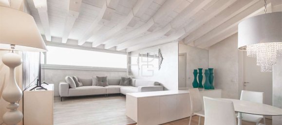 Penthouse T2 em Desenzano del Garda, Italy N.º 88145 3