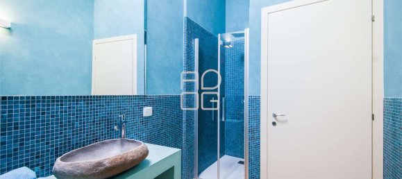 Penthouse T2 em Desenzano del Garda, Italy N.º 88145 15