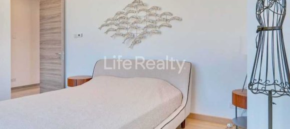 3 bedrooms Apartment in Agios Tychonas, Cyprus No. 18690 9