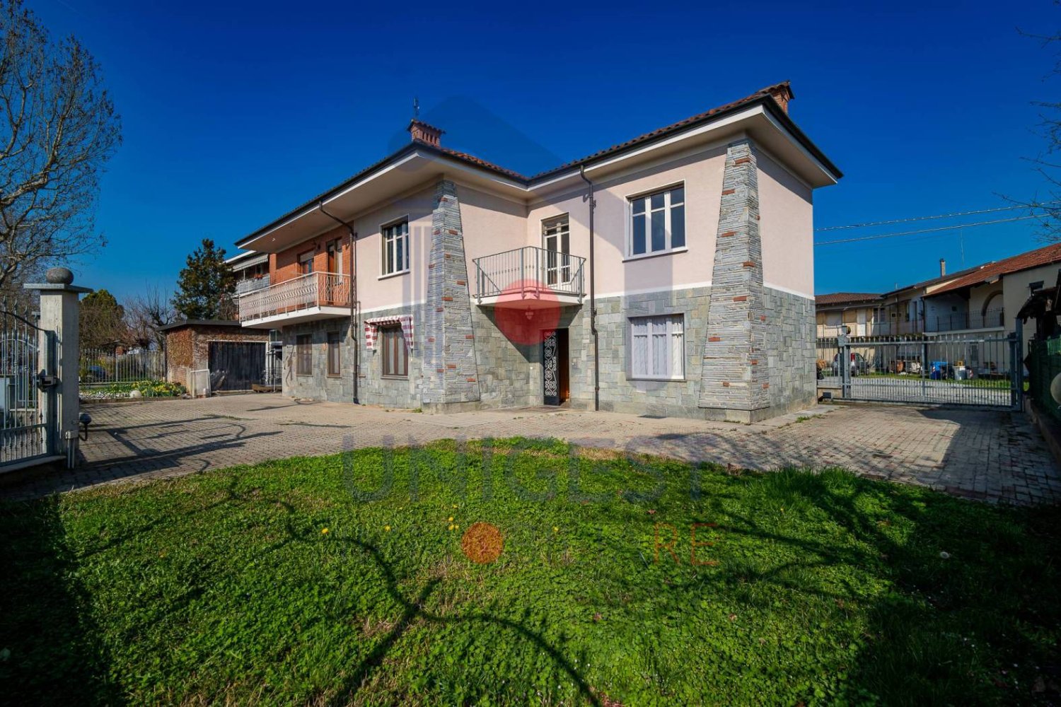 5 chambres Villa à Poirino, Italy No. 14063