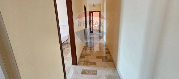 Квартира с 3 спальнями в Мессина, Италия № 135294 15