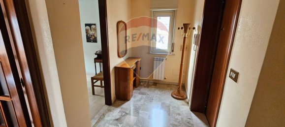 Квартира с 3 спальнями в Мессина, Италия № 135294 4