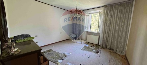 4 غرف نوم منزل في Clivio, Italy رقم 380077 15