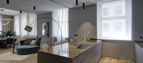 4 bedrooms Apartment in Turin, Italy No. 153945 7