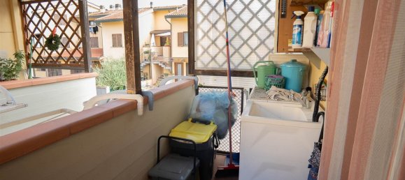 2 Schlafzimmer Wohnung in Campi Bisenzio, Italy, Nr. 359197 4