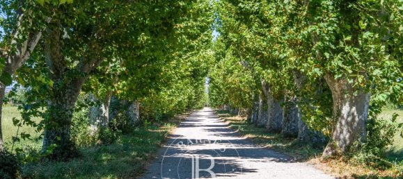 20 rooms Commercial property in Salon-de-Provence, France No. 279562 11