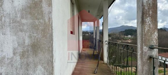 3 bedrooms House in Sabariz, Portugal No. 36819 10