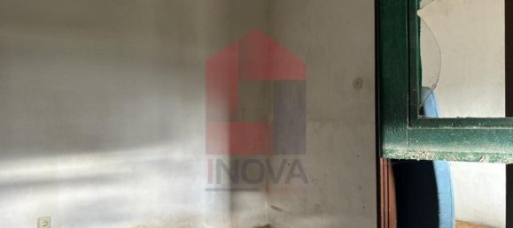 3 bedrooms House in Sabariz, Portugal No. 36819 13