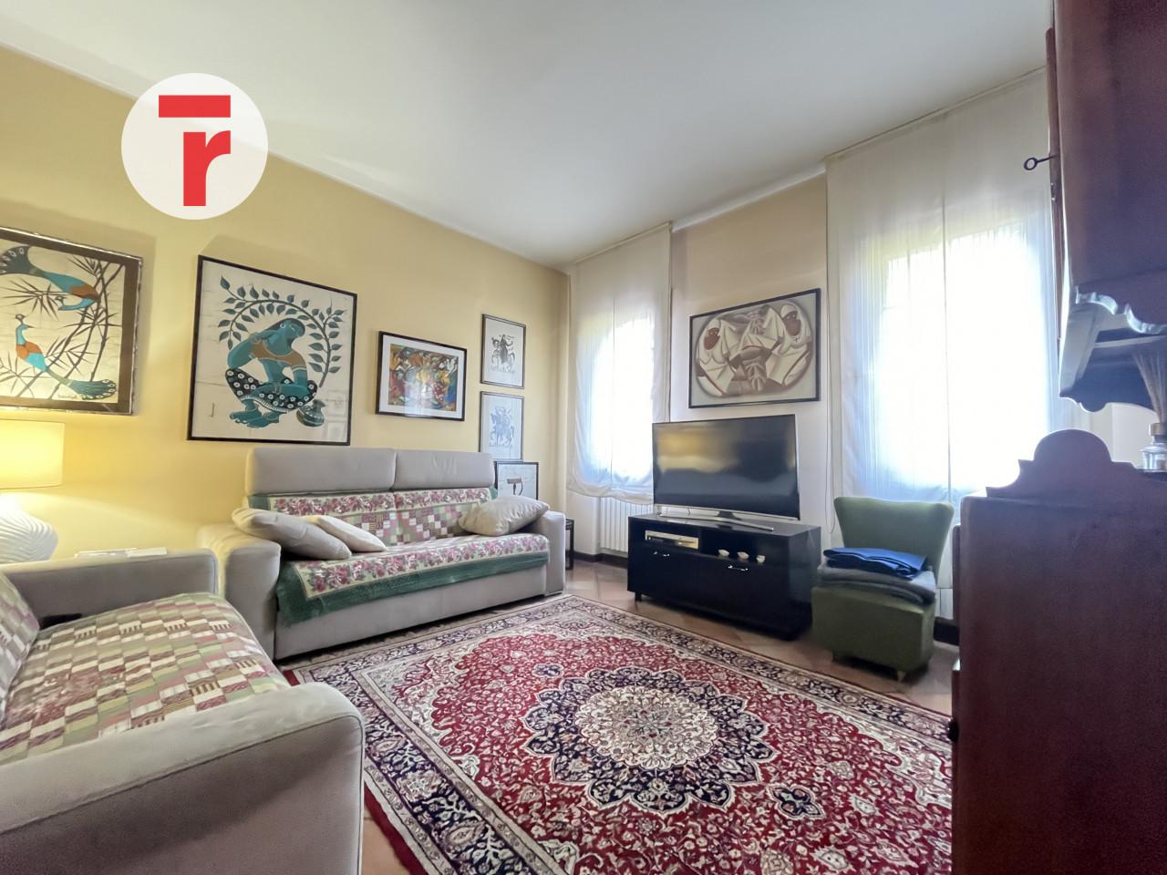 4 rooms Building in Curtarolo, Italy No. 235422