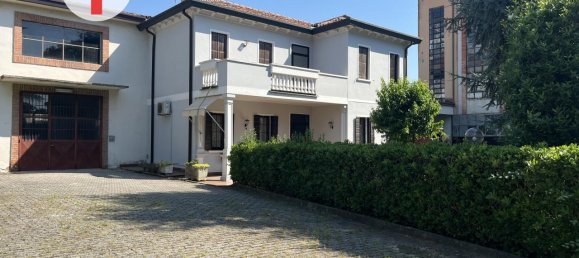 4 rooms Building in Curtarolo, Italy No. 235422 2