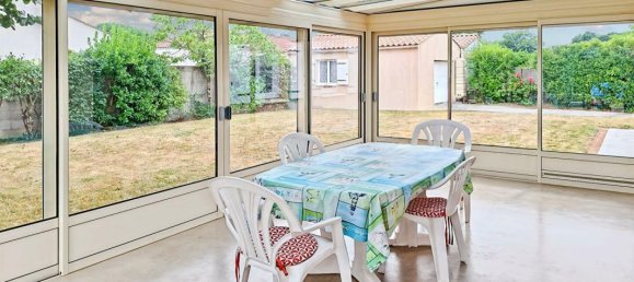 3 bedrooms House in Saint-Julien-des-Landes, France No. 277989 5