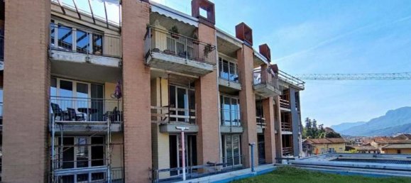 Apartamento de 2 divisões em Luino, Italy N.º 183577 23