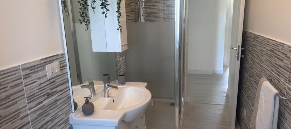 4 bedrooms Apartment in Florence, Italy No. 378061 18