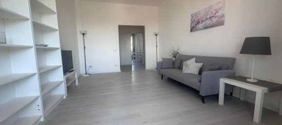 4 bedrooms Apartment in Florence, Italy No. 378061 7