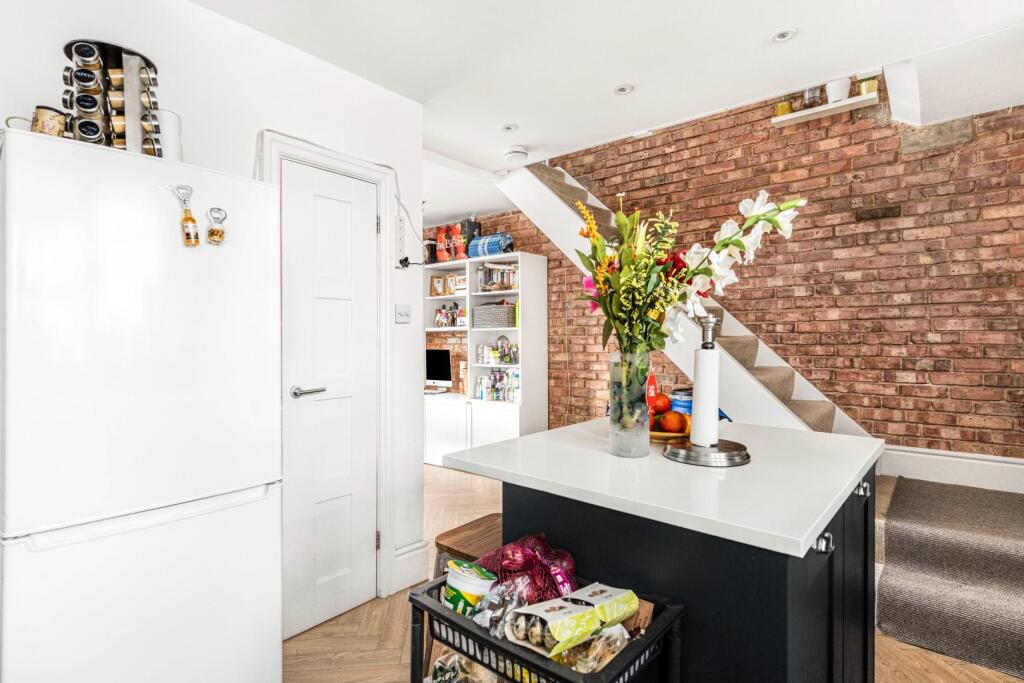 3 Schlafzimmer Wohnung in London, United Kingdom, Nr. 12380