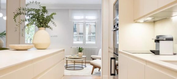 3 bedrooms Apartment in Madrid, Spain No. 77749 15