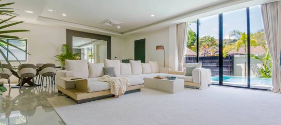 5 bedrooms Villa in Phuket, Thailand No. 25318 9